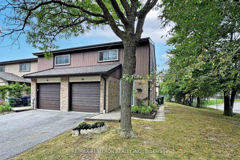 Photo 12 at 20 - 1121 Sandhurst Circle, Agincourt North, Toronto