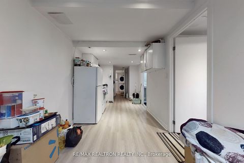 Photo 14 at 20 - 1121 Sandhurst Circle, Agincourt North, Toronto