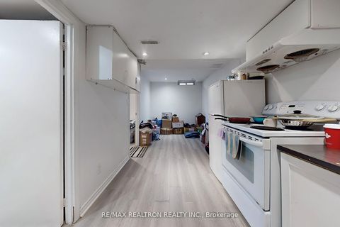 Photo 36 at 20 - 1121 Sandhurst Circle, Agincourt North, Toronto