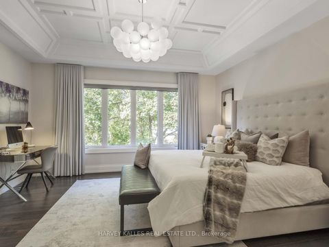 Photo 20 at 10 Malaren Road, Maple, Vaughan