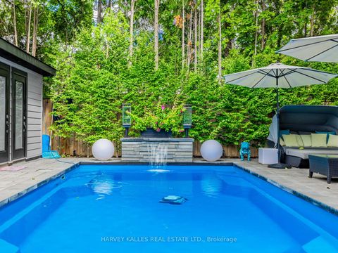 Photo 46 at 10 Malaren Road, Maple, Vaughan