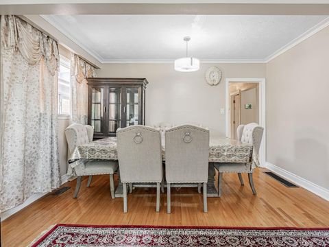 Photo 7 at 25 Chandler Drive, Woburn, Toronto