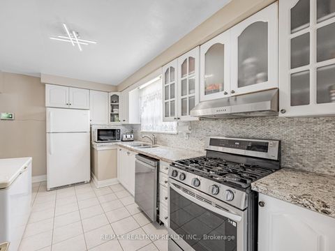Photo 10 at 25 Chandler Drive, Woburn, Toronto