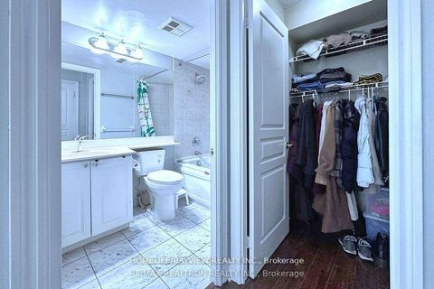 Photo 14 at 1006 - 5 Northtown Way, Willowdale East, Toronto