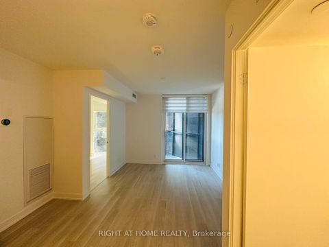 Photo 2 at 631 - 30 Tretti Way, Clanton Park, Toronto