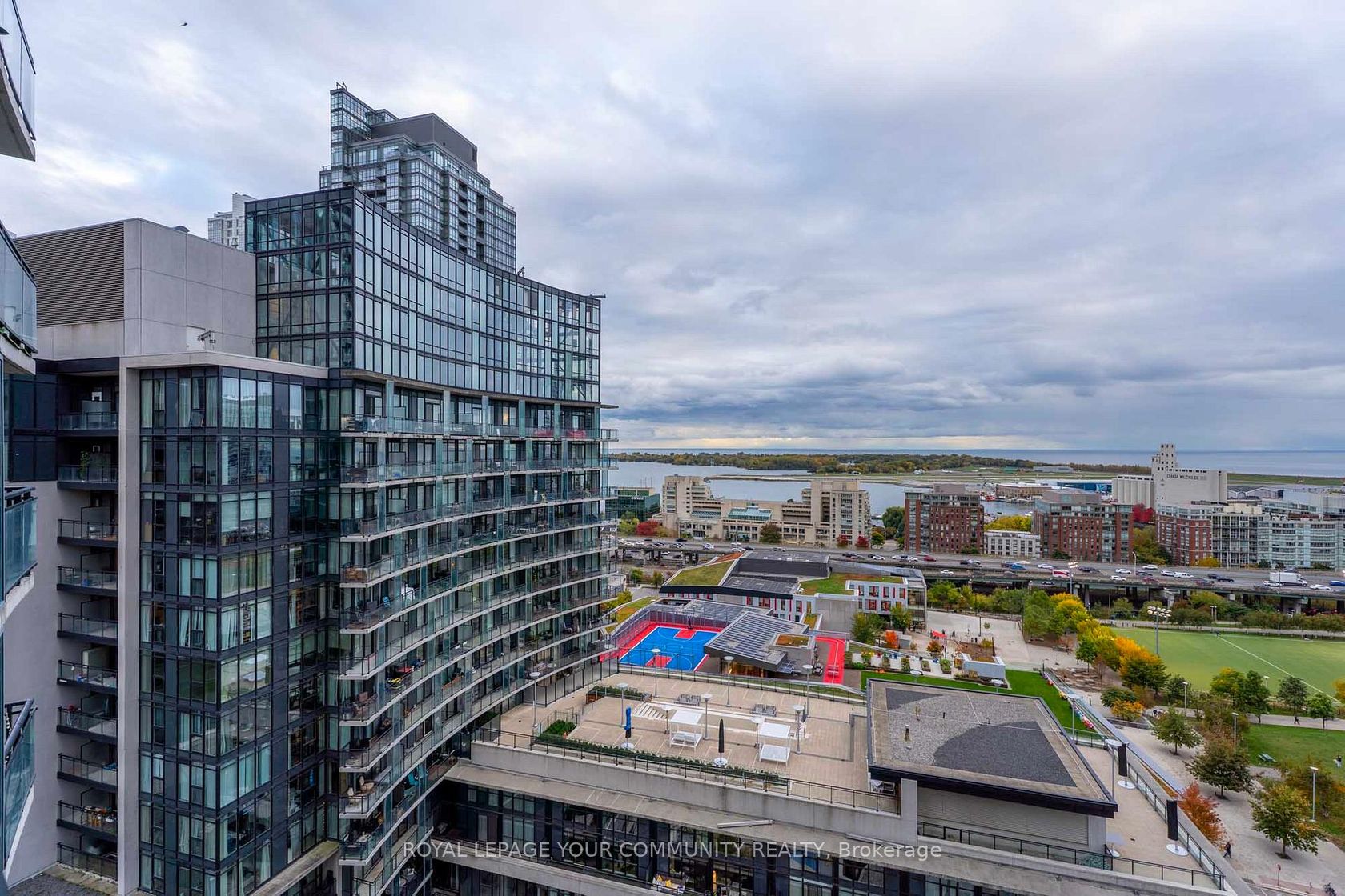 2111 - 25 Capreol Court, Waterfront Communities C1, Toronto photo number 2