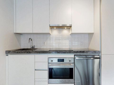 Photo 14 at 410 - 629 King Street W, Waterfront Communities C1, Toronto