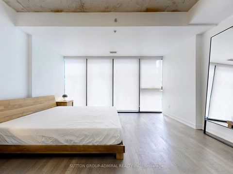 Photo 18 at 410 - 629 King Street W, Waterfront Communities C1, Toronto