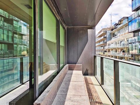 Photo 22 at 410 - 629 King Street W, Waterfront Communities C1, Toronto