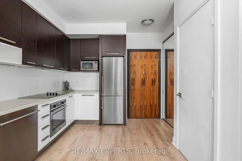 Photo 4 at 36 Park Lawn Road, Mimico, Toronto