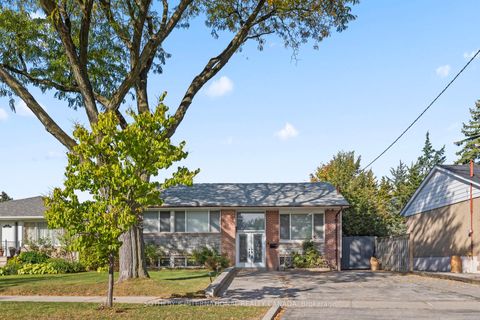 Photo 1 at 108 Lynedock Crescent, Donalda, Toronto