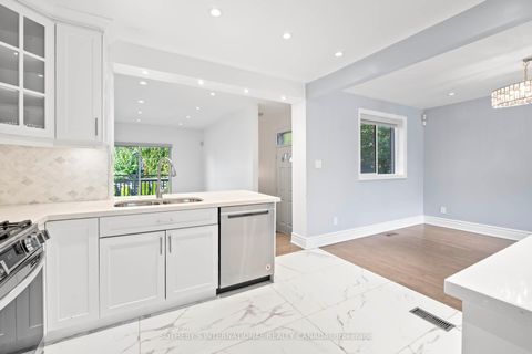 Photo 11 at 108 Lynedock Crescent, Donalda, Toronto