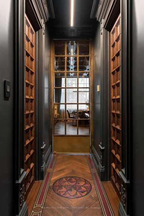 Photo 1 at 116 - 1001 Roselawn Avenue, Belgravia, Toronto