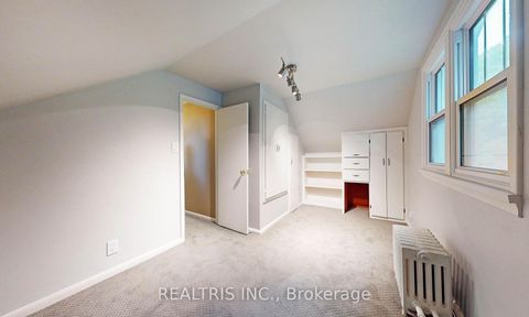 Photo 36 at 149 Worsley Street, City Centre, Barrie