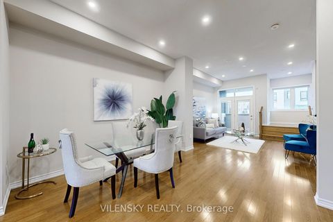 Photo 6 at 162 Golden Trail, Patterson, Vaughan