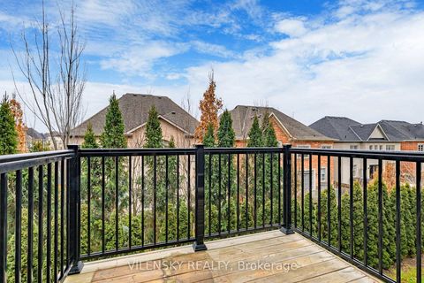 Photo 13 at 162 Golden Trail, Patterson, Vaughan
