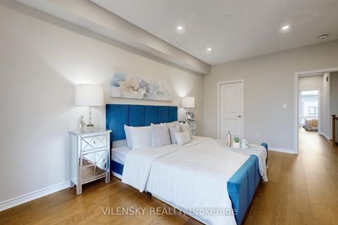 Photo 18 at 162 Golden Trail, Patterson, Vaughan