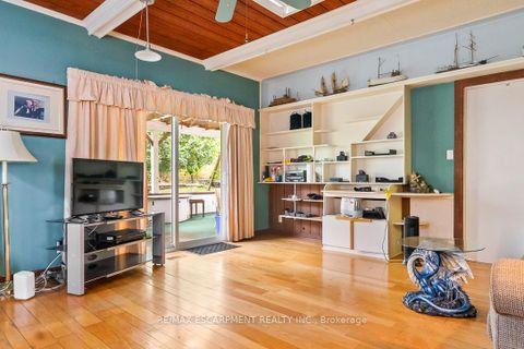 Photo 13 at 7 Delverton Place, Don Valley Village, Toronto