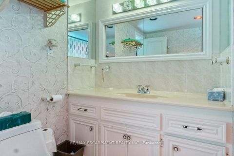 Photo 33 at 7 Delverton Place, Don Valley Village, Toronto