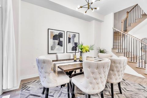 Photo 10 at 9 Onigam Lane, Rural Richmond Hill, Richmond Hill