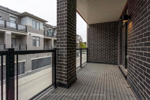 Photo 16 at 9 Onigam Lane, Rural Richmond Hill, Richmond Hill