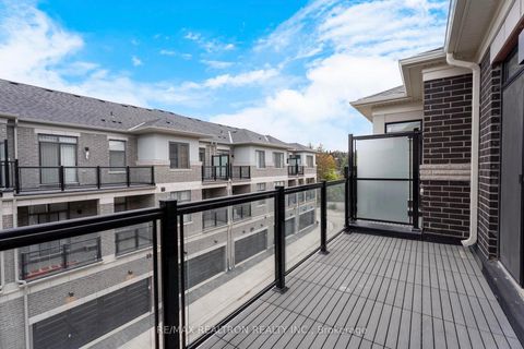 Photo 25 at 9 Onigam Lane, Rural Richmond Hill, Richmond Hill