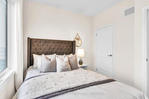 Photo 28 at 9 Onigam Lane, Rural Richmond Hill, Richmond Hill