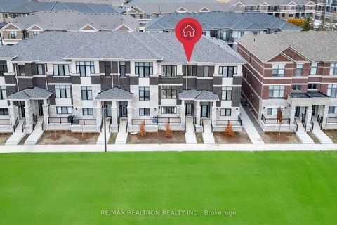 Photo 40 at 9 Onigam Lane, Rural Richmond Hill, Richmond Hill