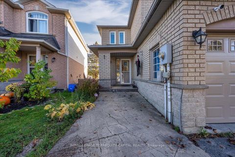 Photo 1 at 118 Leslie Avenue, Holly, Barrie