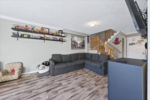 Photo 11 at 118 Leslie Avenue, Holly, Barrie