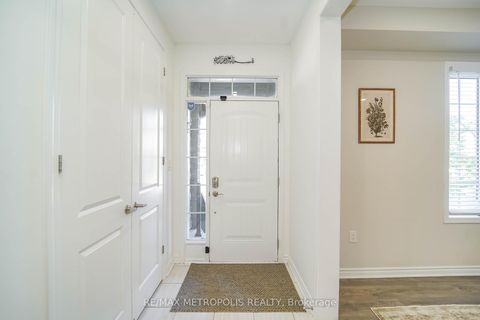 Photo 8 at 29 Casely Drive, Rural Richmond Hill, Richmond Hill