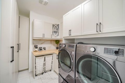 Photo 10 at 29 Casely Drive, Rural Richmond Hill, Richmond Hill