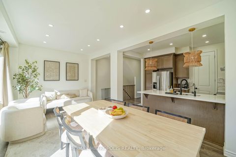 Photo 18 at 29 Casely Drive, Rural Richmond Hill, Richmond Hill