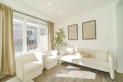 Photo 19 at 29 Casely Drive, Rural Richmond Hill, Richmond Hill