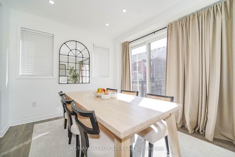 Photo 20 at 29 Casely Drive, Rural Richmond Hill, Richmond Hill