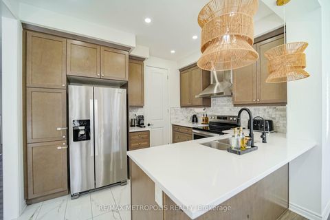 Photo 22 at 29 Casely Drive, Rural Richmond Hill, Richmond Hill