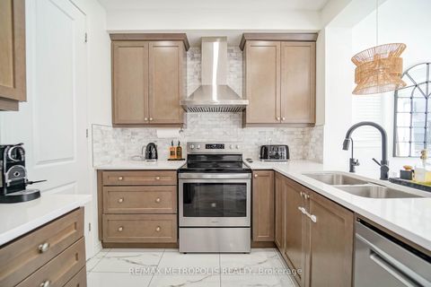 Photo 25 at 29 Casely Drive, Rural Richmond Hill, Richmond Hill