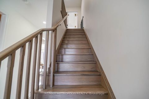 Photo 31 at 29 Casely Drive, Rural Richmond Hill, Richmond Hill