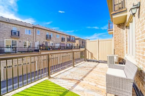 Photo 46 at 29 Casely Drive, Rural Richmond Hill, Richmond Hill