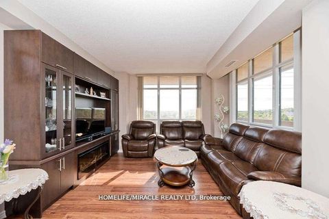 Photo 10 at 412 - 9235 Jane Street, Maple, Vaughan