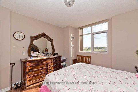 Photo 27 at 412 - 9235 Jane Street, Maple, Vaughan