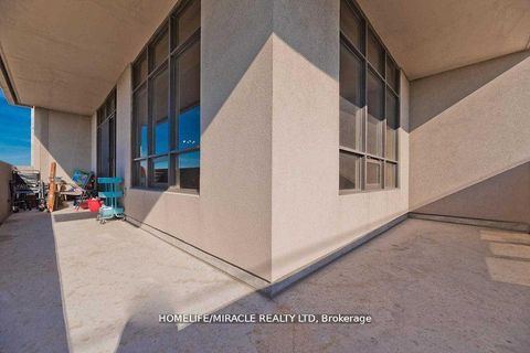 Photo 31 at 412 - 9235 Jane Street, Maple, Vaughan