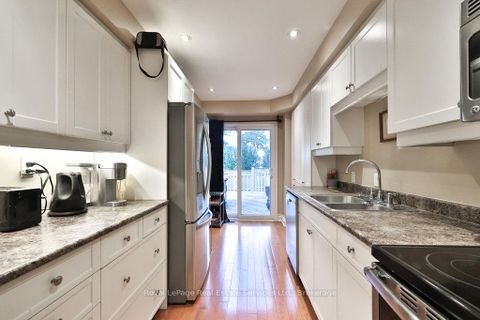 Photo 5 at 2 - 2318 Marine Drive, BR Bronte, Oakville