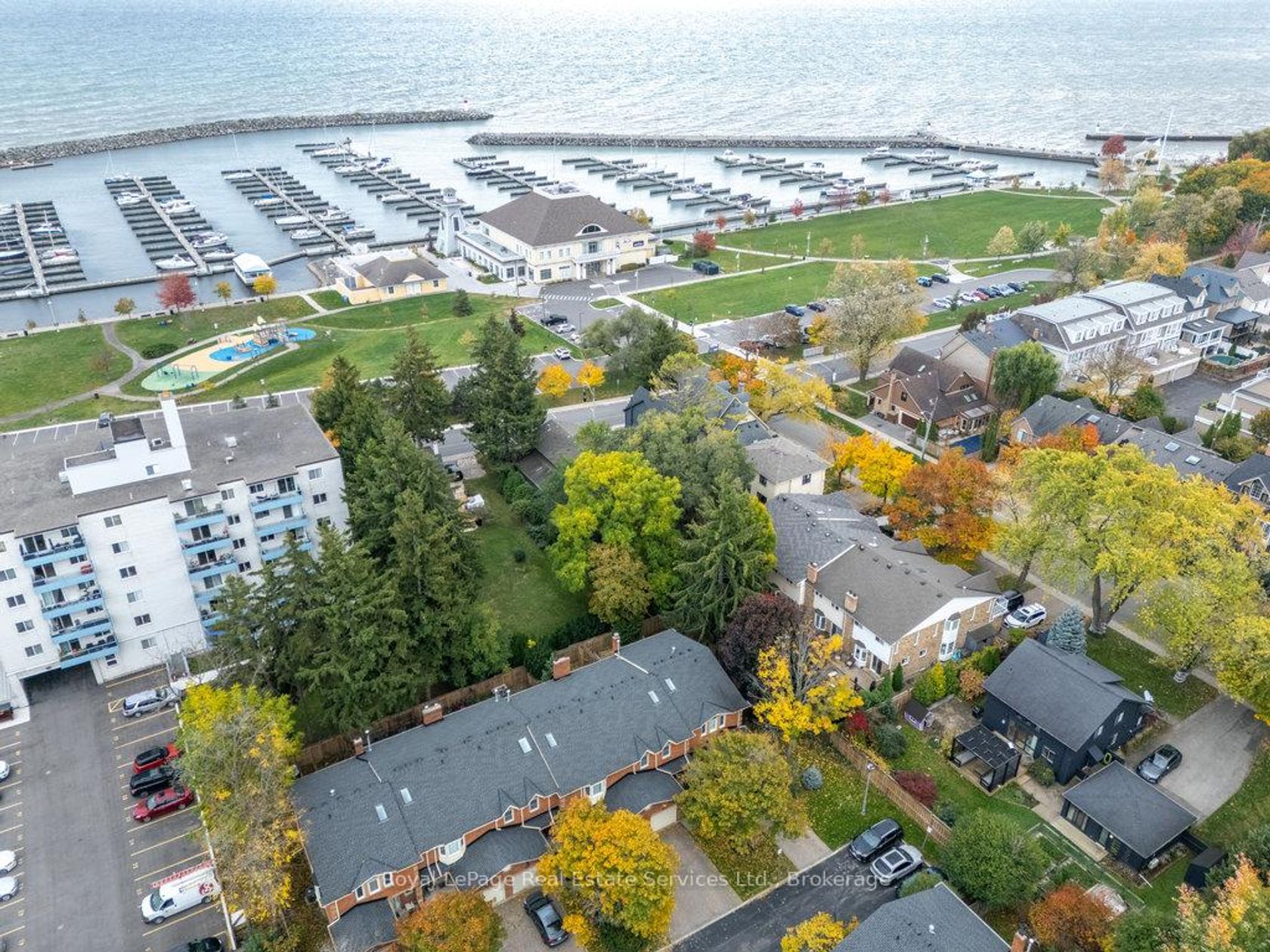2 - 2318 Marine Drive, BR Bronte, Oakville 