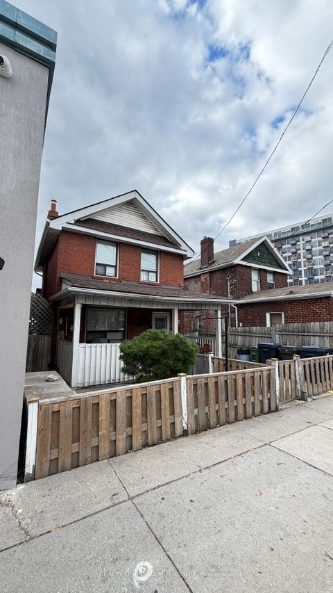 Photo 1 at 567 Rogers Road, Eglinton West, Toronto