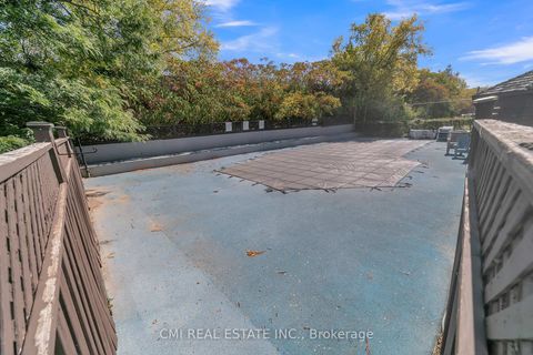 Photo 4 at 805 - 309 Major Mackenzie Drive E, Crosby, Richmond Hill