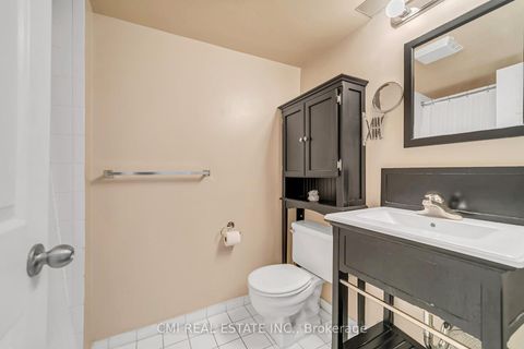 Photo 24 at 805 - 309 Major Mackenzie Drive E, Crosby, Richmond Hill