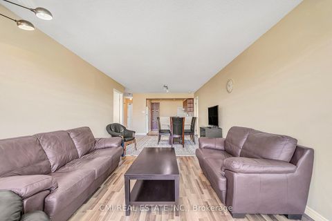 Photo 45 at 805 - 309 Major Mackenzie Drive E, Crosby, Richmond Hill