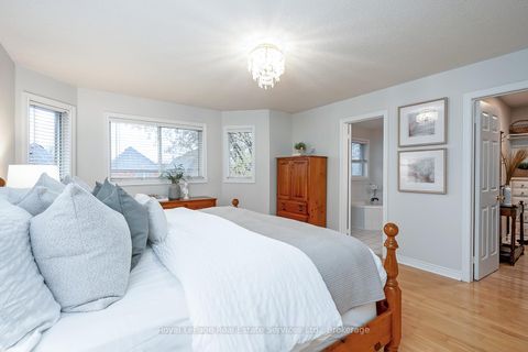 Photo 17 at 2620 Andover Road, RO River Oaks, Oakville