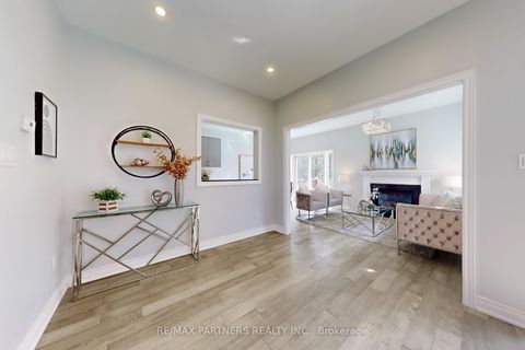 Photo 13 at 107 WORTHINGTON Avenue, Oak Ridges Lake Wilcox, Richmond Hill